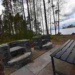 Pyhtaeaen Vuokramoekit Chalet