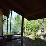 シャレー Pyhtaeaen Vuokramoekit Tuuski