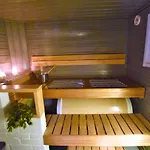 Pyhtaeaen Vuokramoekit * Tuuski