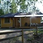 Chalet Pyhtaeaen Vuokramoekit Tuuski