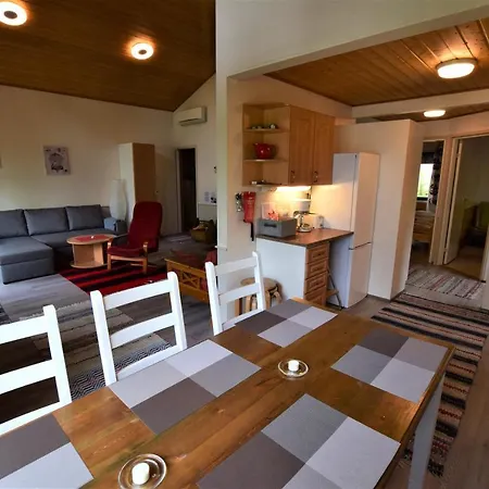 Chalet Pyhtaeaen Vuokramoekit