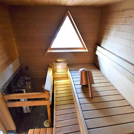 Pyhtaeaen Vuokramoekit