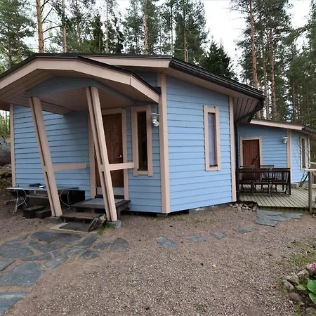 Pyhtaeaen Vuokramoekit Chalet