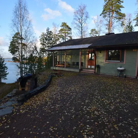 Pyhtaeaen Vuokramoekit Chalet Tuuski