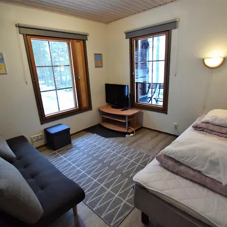 Alpesi faház Pyhtaeaen Vuokramoekit