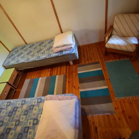 Pyhtaeaen Vuokramoekit Chalet Tuuski