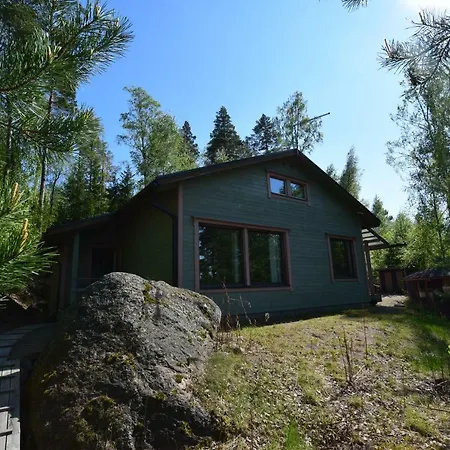 Pyhtaeaen Vuokramoekit Chalet Tuuski
