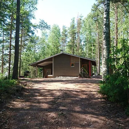 Pyhtaeaen Vuokramoekit Alpstuga *