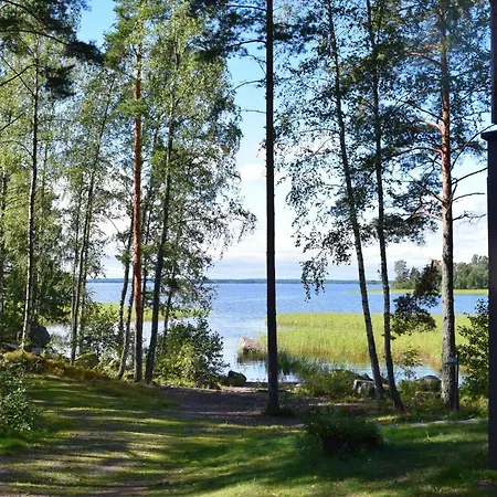 Pyhtaeaen Vuokramoekit Tuuski