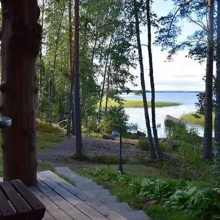 Chalet Pyhtaeaen Vuokramoekit Tuuski