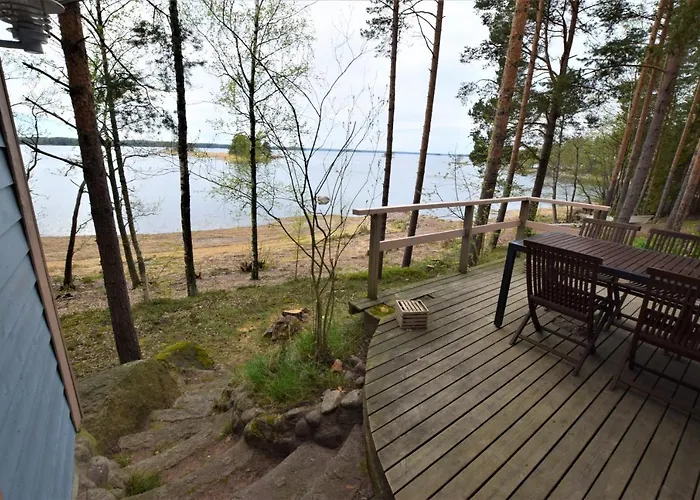 Domek alpejski Pyhtaeaen Vuokramoekit *