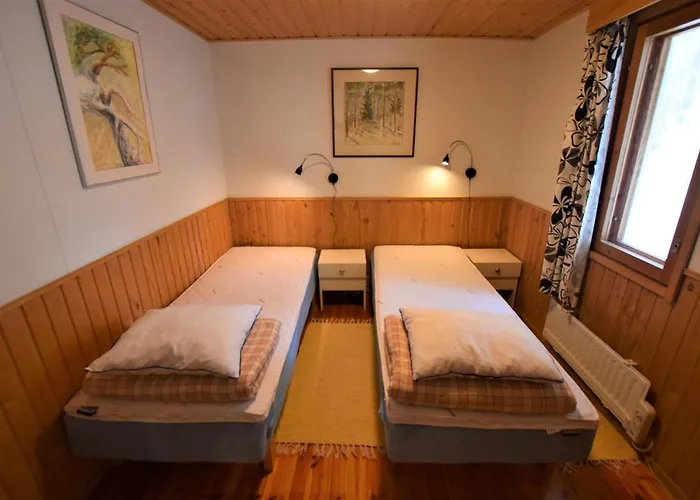 Pyhtaeaen Vuokramoekit *