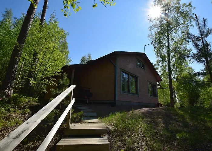 Pyhtaeaen Vuokramoekit * Tuuski