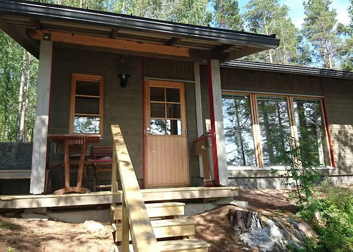 Pyhtaeaen Vuokramoekit Tuuski