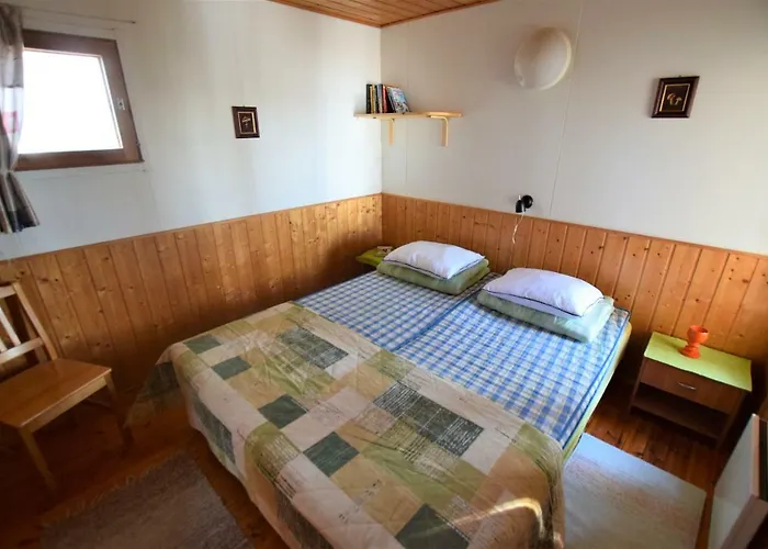 Pyhtaeaen Vuokramoekit *