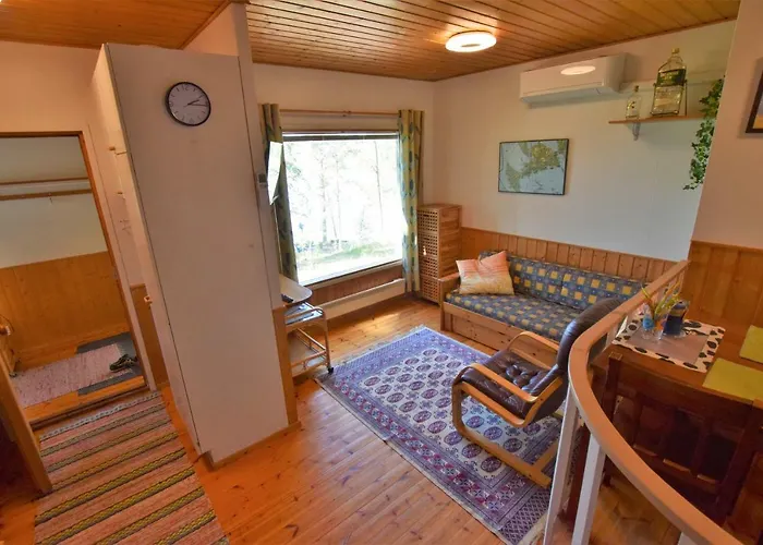 Pyhtaeaen Vuokramoekit